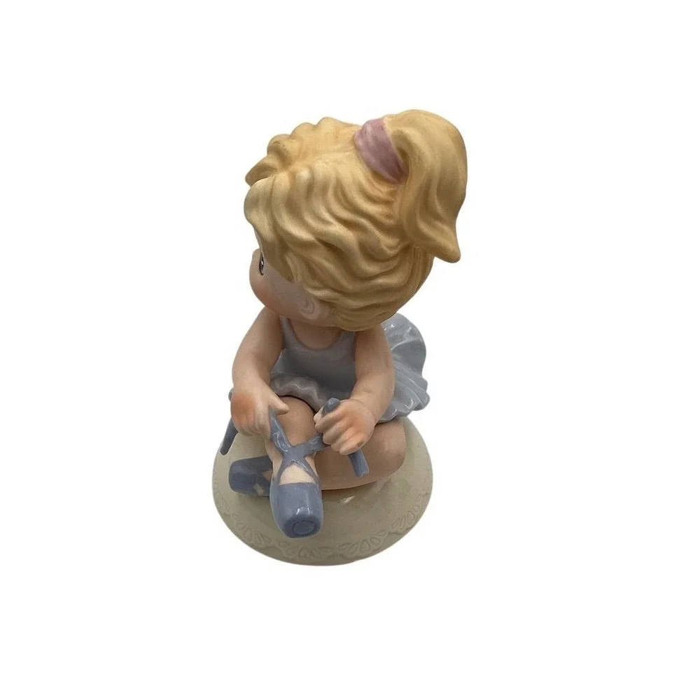 Porcelain Ballerina Figurine Blonde Girl‎ in Gray Tutu